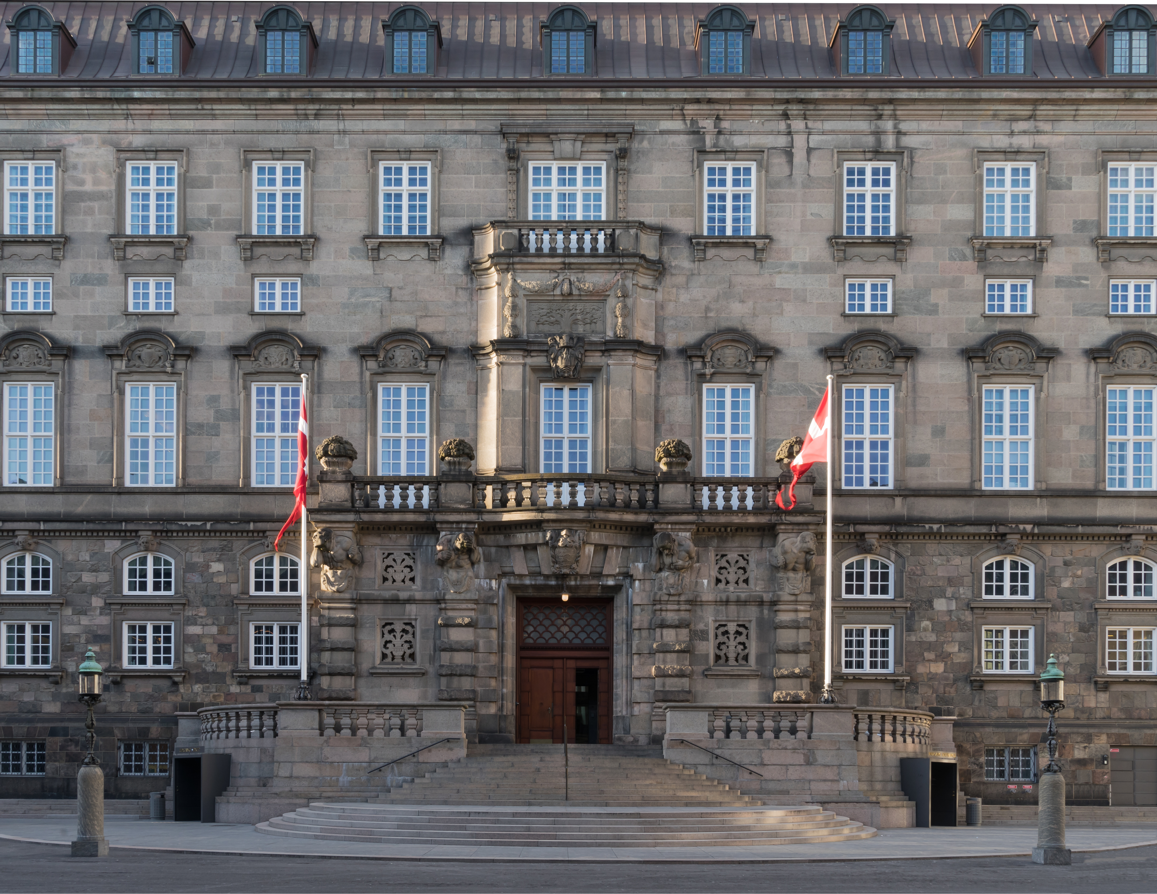 Folketingets facade